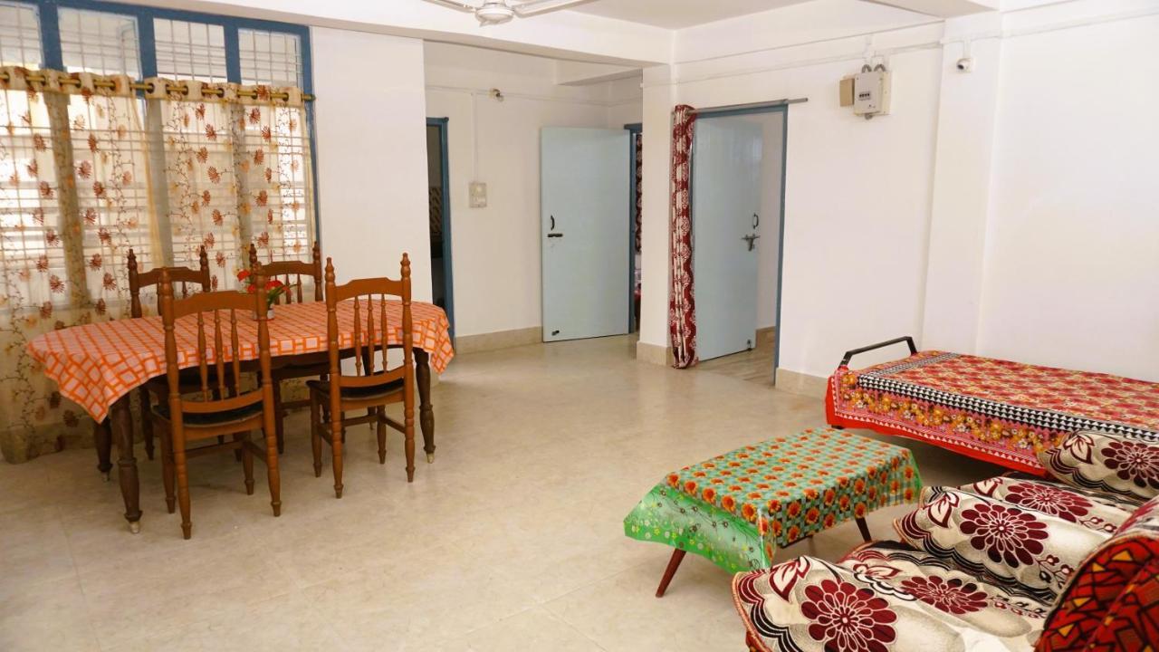 Taj Residency Holiday Homestay -Entire 1Bhk & 2Bhk Private Apartments -Call 767Ooo54Oo Jorhāt Exteriér fotografie